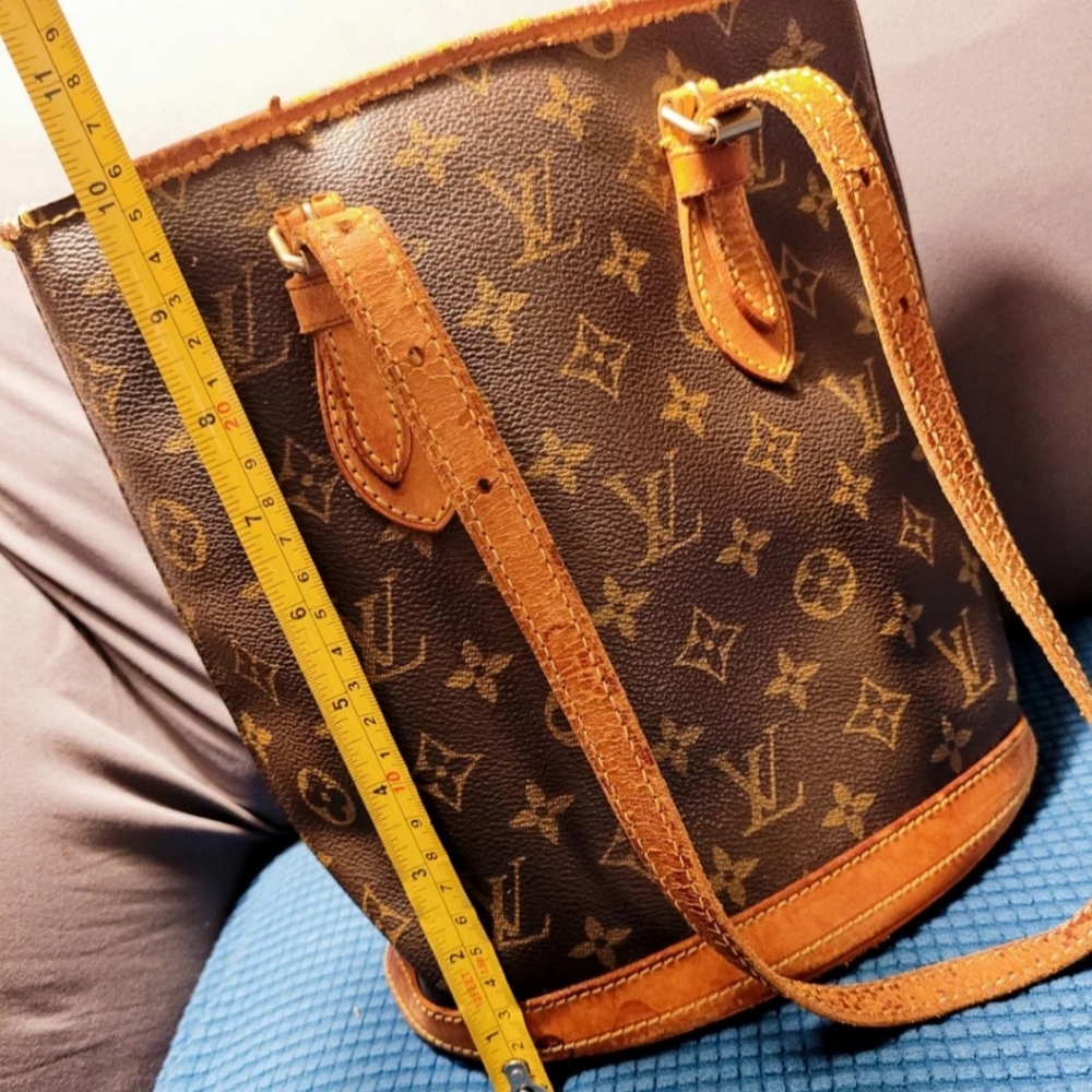 Louis Vuitton Petit Bucket Bag FAIR/POOR Condition